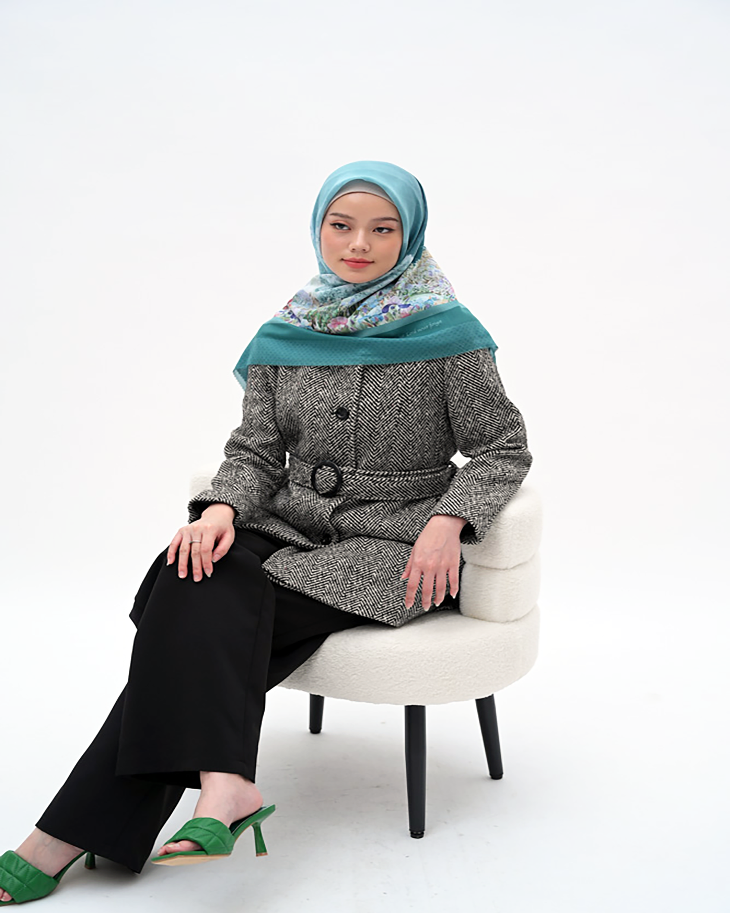 Jilbab Premium Voal segiempat lasercut